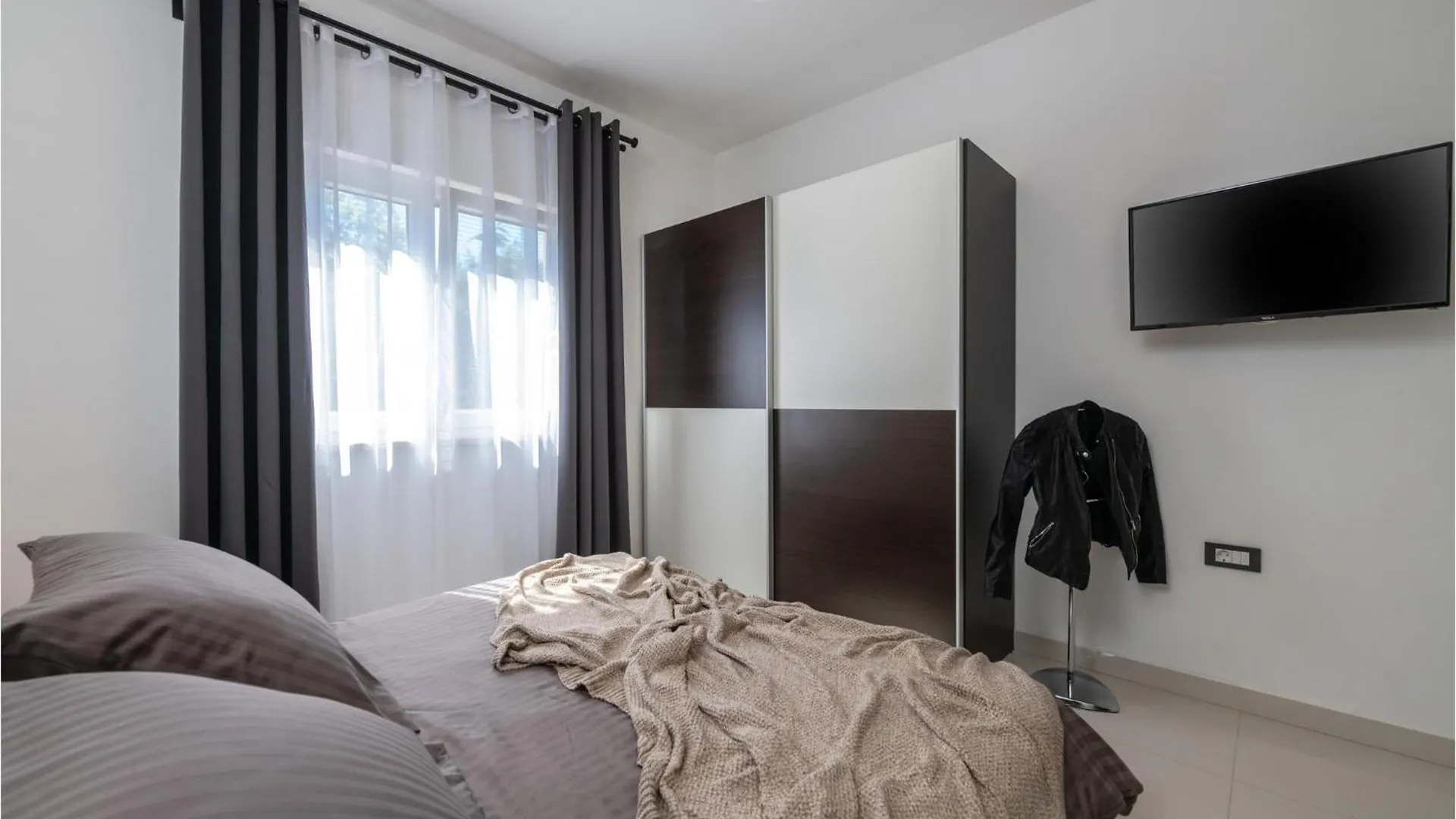 3 Bedroom Amazing Home In Strmac Kroatien